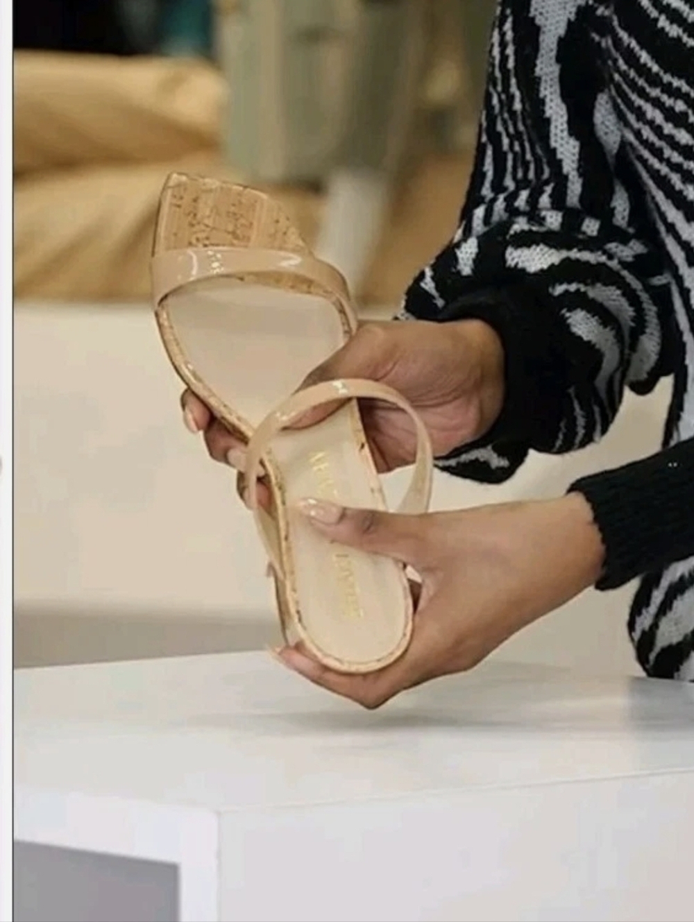 STUART WEITZMAN Womens Beige Cork Double Band Aleena Wedge Sandal 7 B MSRP $395 - Picture 16 of 16